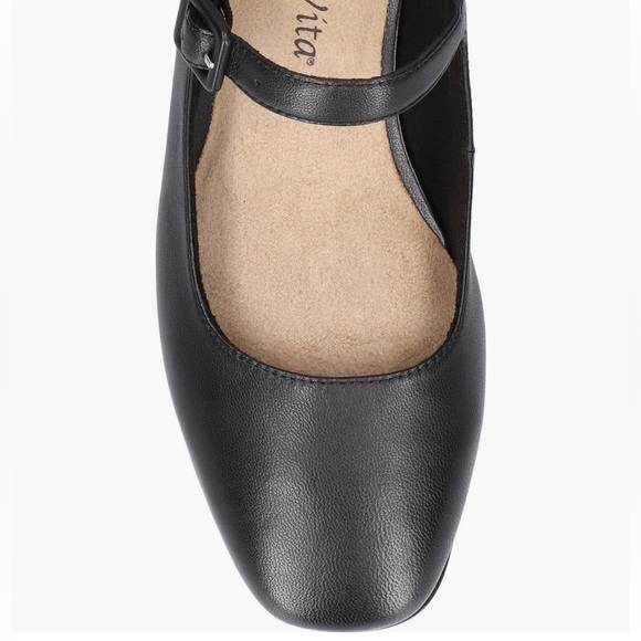 Bella Vita Shoes - Bella Vita Black Mary Jane Flats Comfort Shoes Adjustable Strap Women’s Long